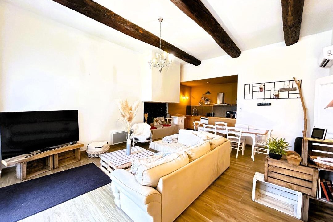 Photo of Livingroom in Quarante