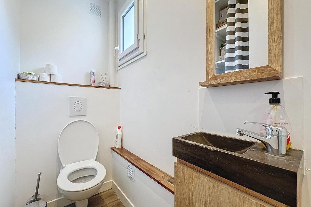 Photo of Bathroom in Saint-Denis