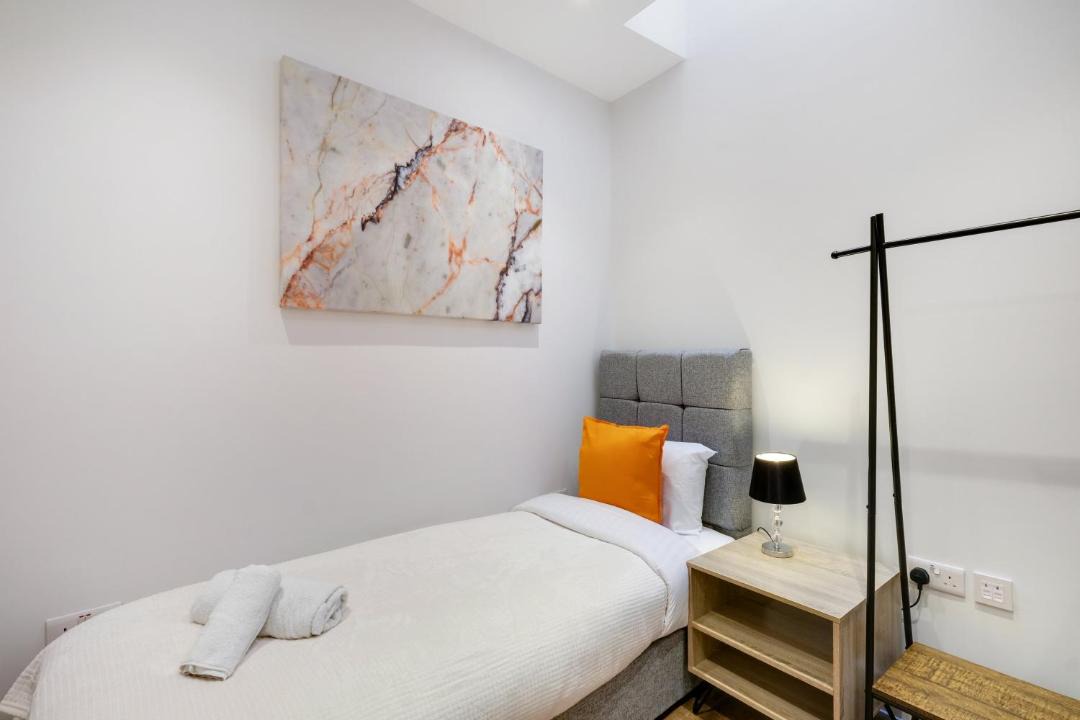 Photo of Others in Coulsdon West