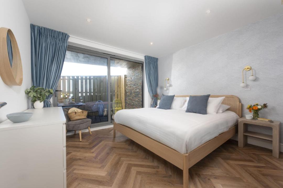 Photo of Others in Porth