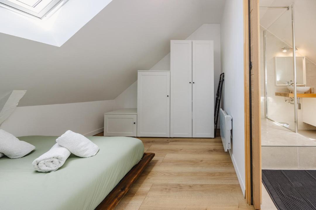 Photo of Others in Bruz