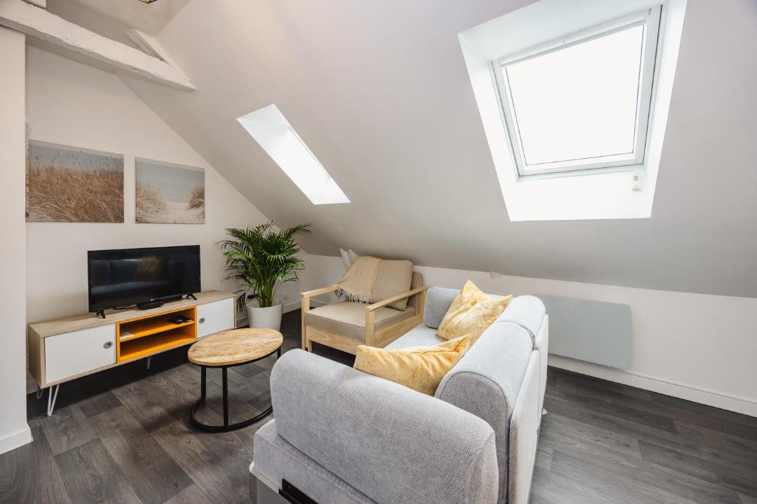 Photo of Others in Bruz