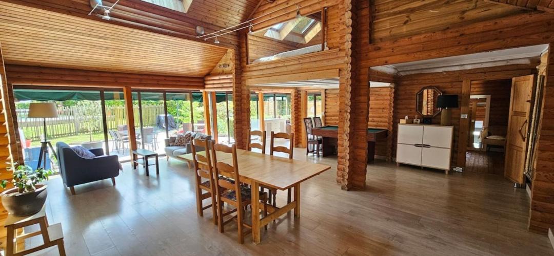 Photo of Others in Paron