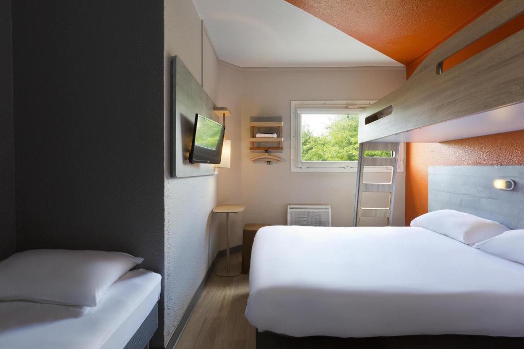 Photo of Others in Ouest