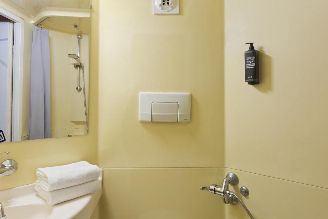 Photo of Others in Ouest