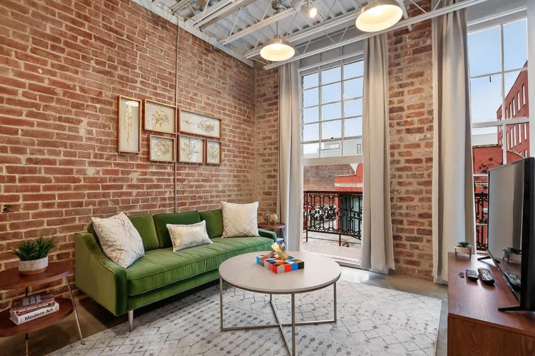 Photo of Others in Arts/Warehouse District