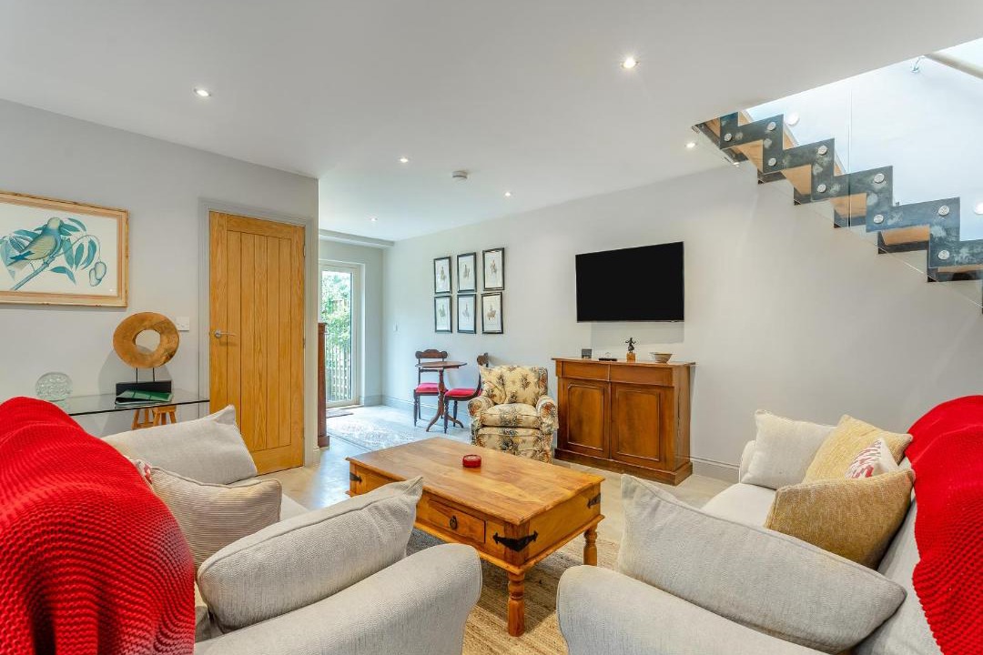 Photo of Others in Martin