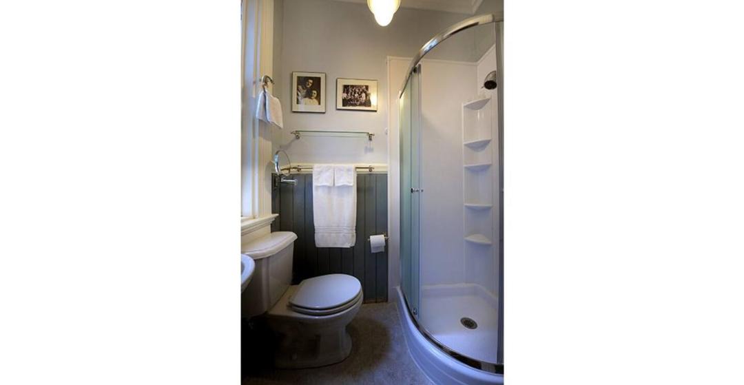 Photo of Others in La Lengua