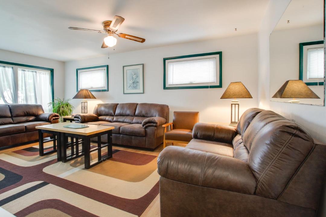 Photo of Livingroom in Neenah