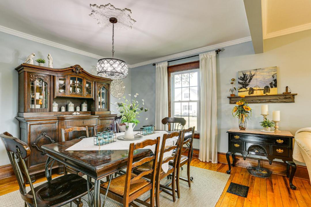 Photo of Others in Sparrow Bush