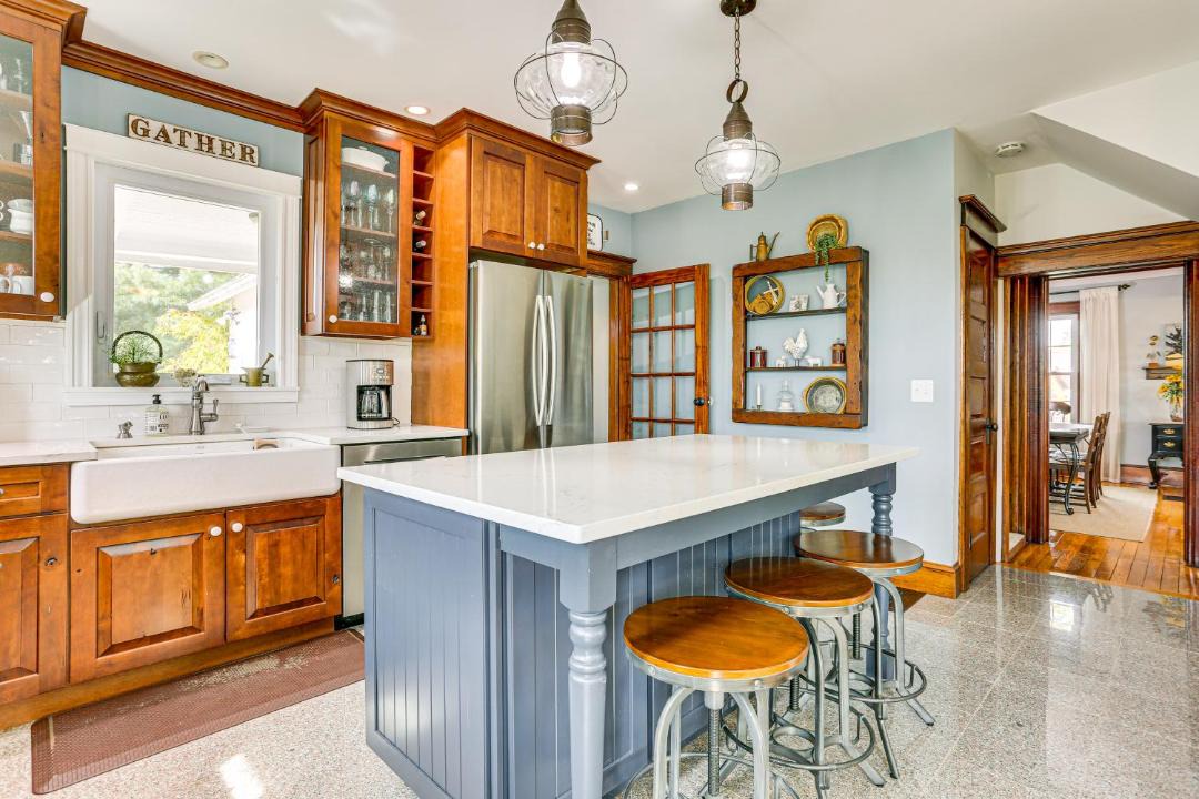 Photo of Others in Sparrow Bush