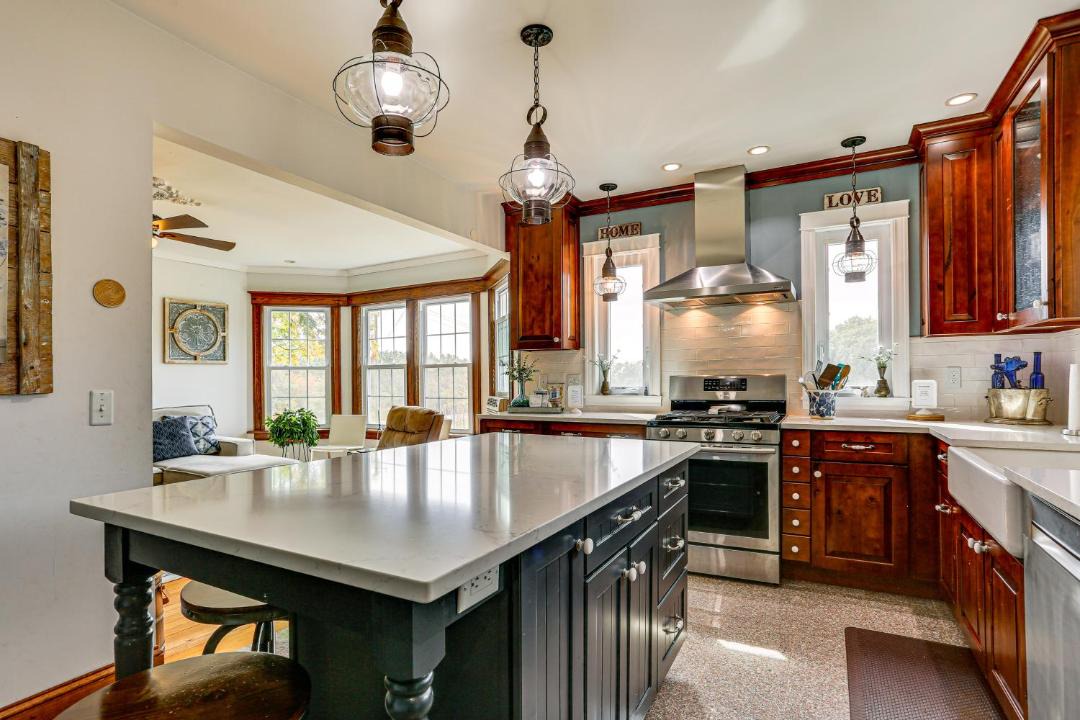 Photo of Others in Sparrow Bush