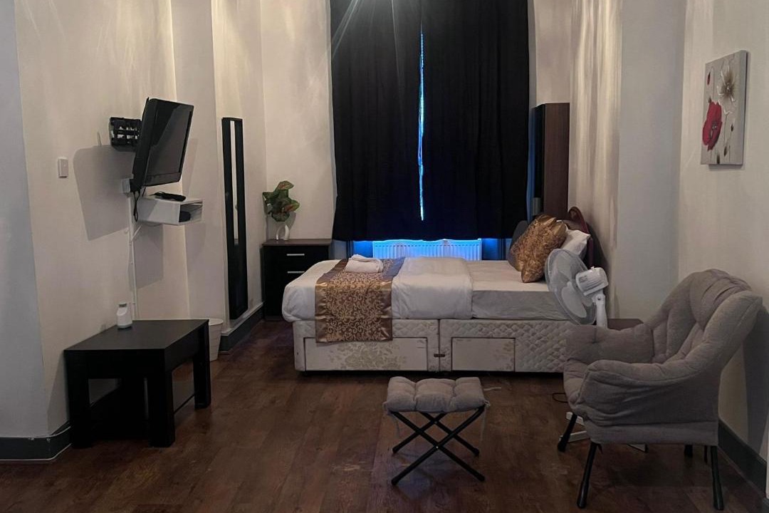 Photo of Others in Highbury West