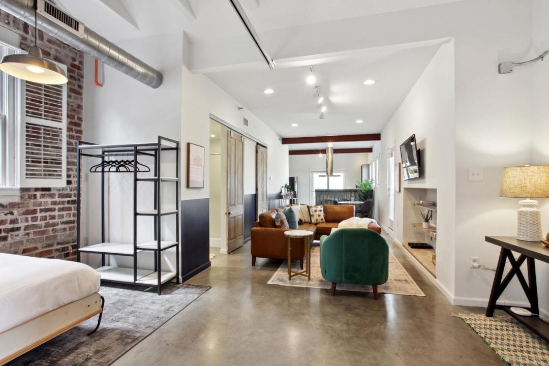 Photo of Bedroom in Arts/Warehouse District