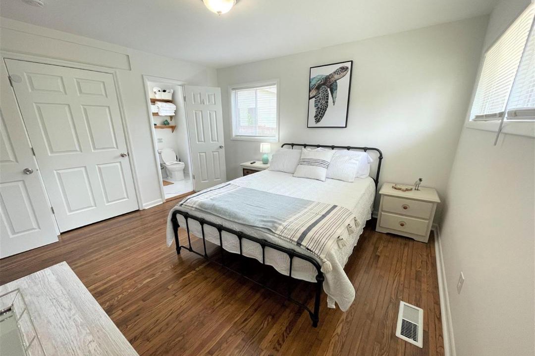 Photo of Bedroom in Center Point