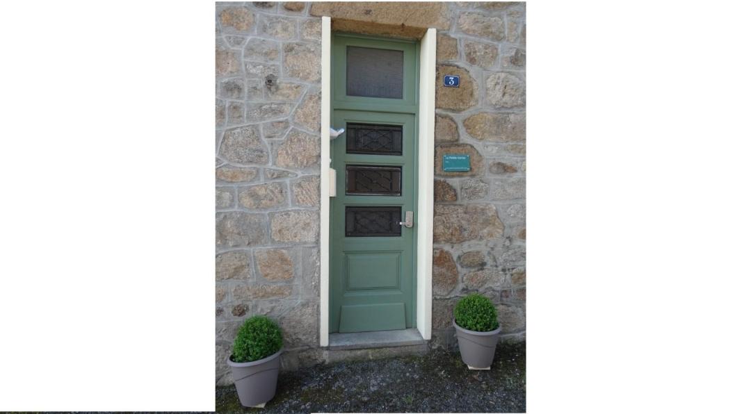 Photo of Buildings in Eymoutiers