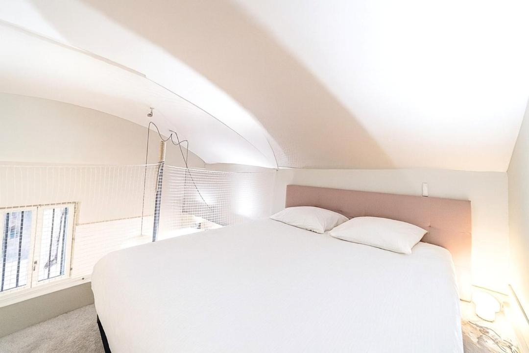 Photo of Bedroom in Griffon - Royale