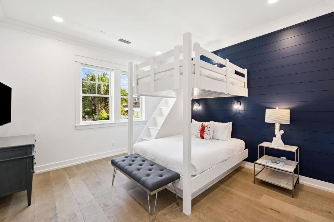 Photo of Others in Kiska Beach