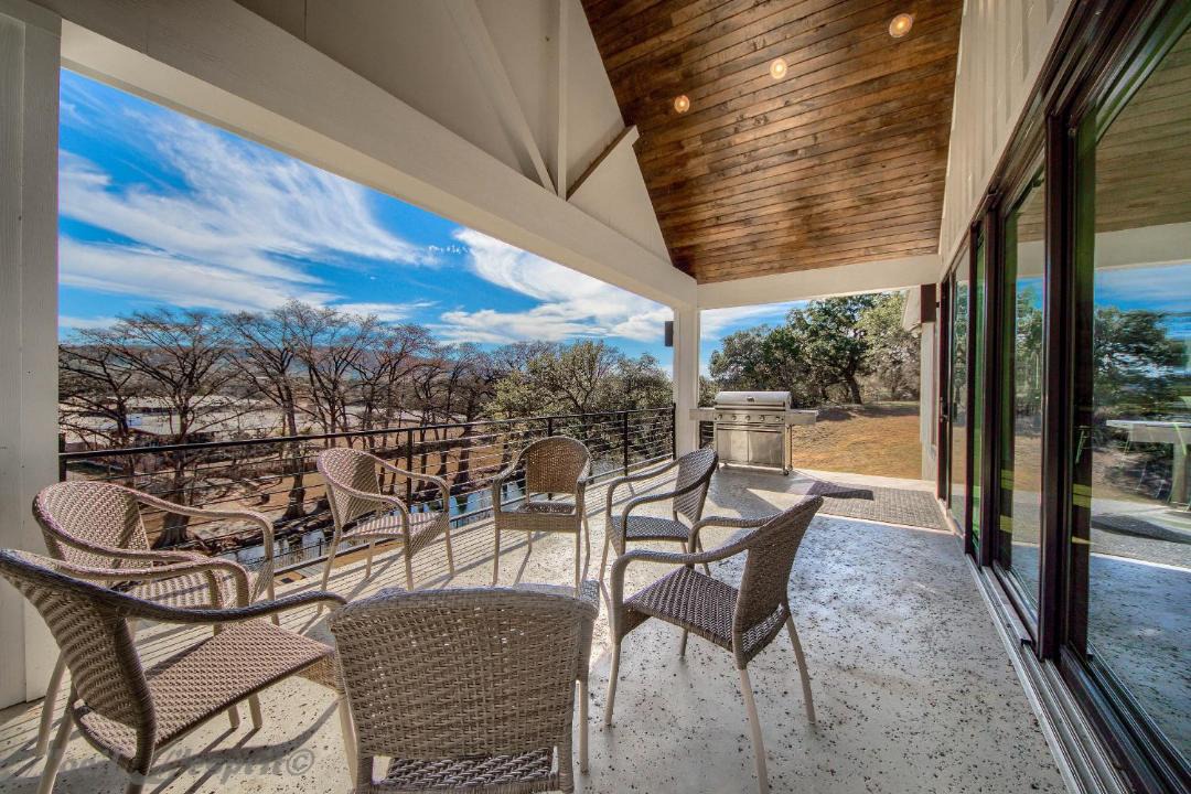 Photo of Patio Balcony in Canyon Lake
