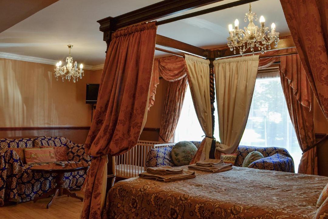 Photo of Others in Glanamman