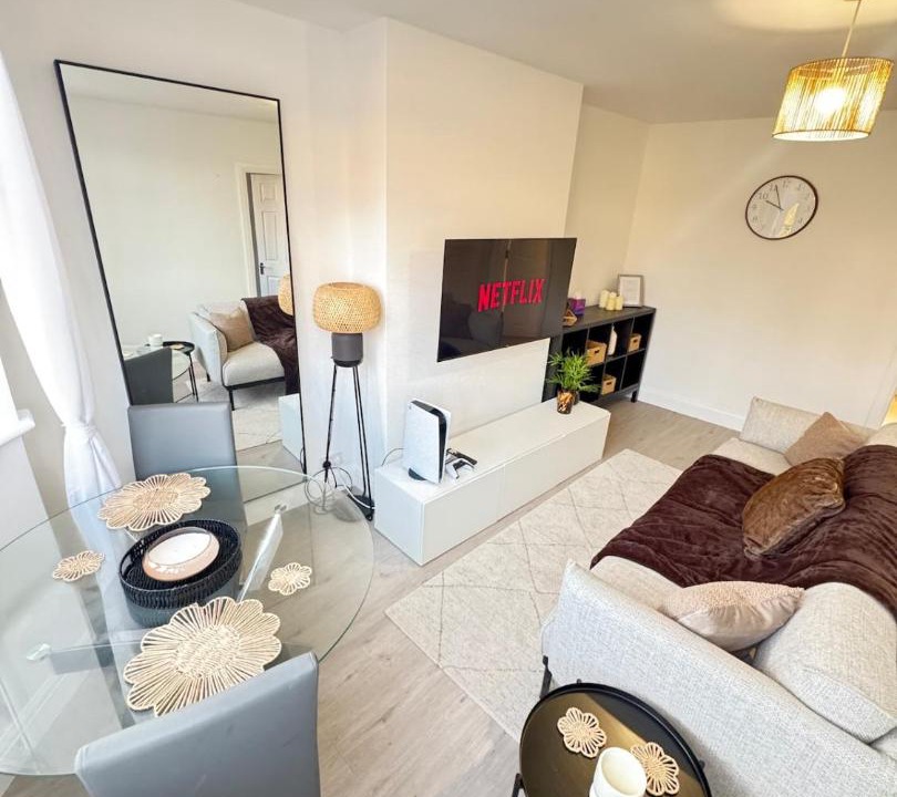 Photo of Others in Hatfield