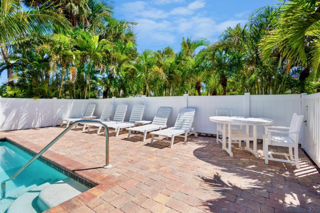 Photo of Patio Balcony in Holmes Beach