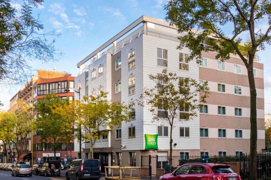 Photo of Buildings in Gare