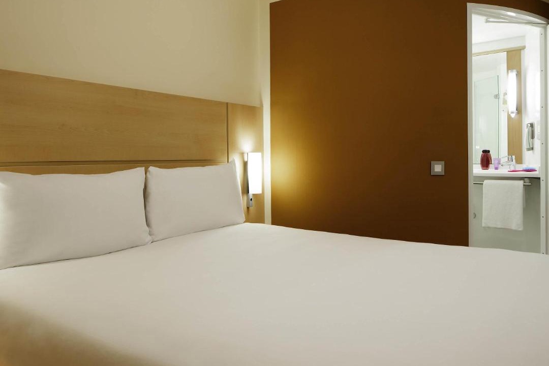 Photo of Bedroom in Addison