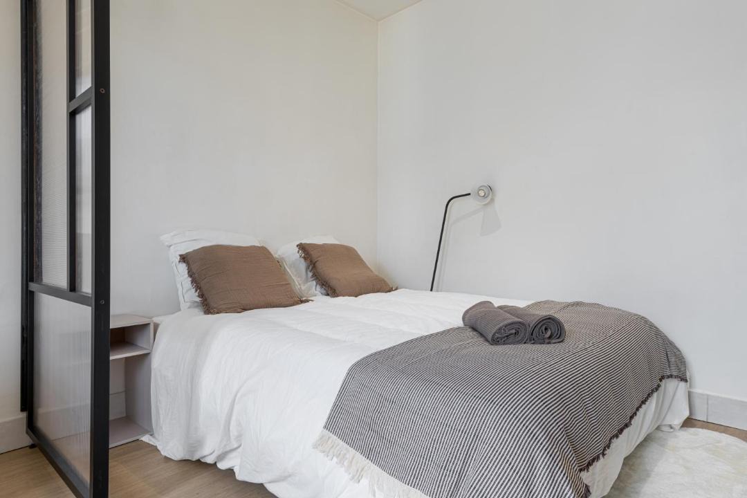 Photo of Bedroom in Oyonnax