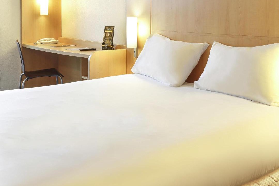 Photo of Others in Etampes