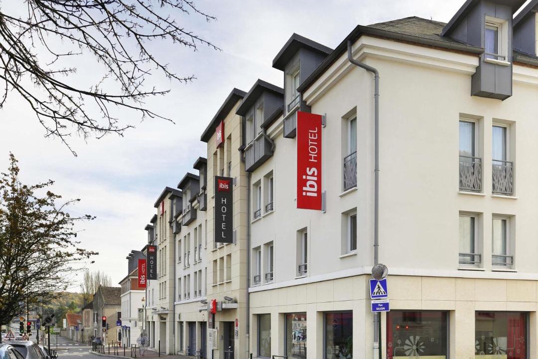 Photo of Others in Etampes