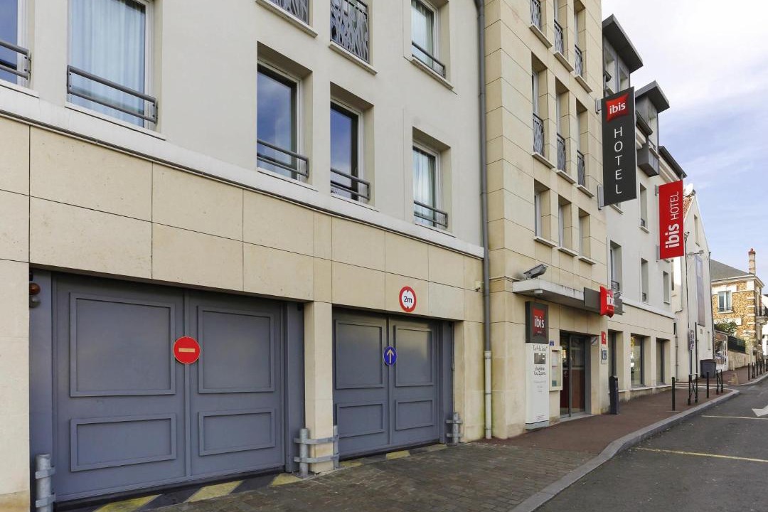 Photo of Others in Etampes