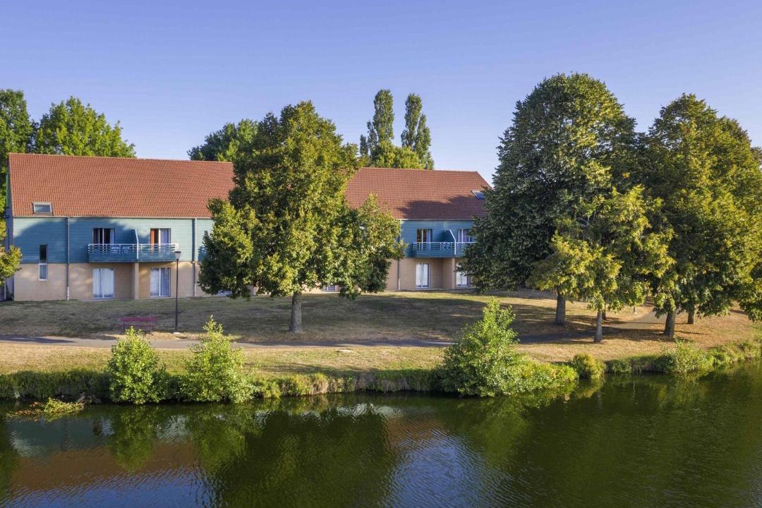 Photo of Others in Bourbon-Lancy