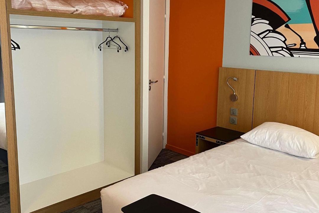 Photo of Bedroom in Bourbon-Lancy