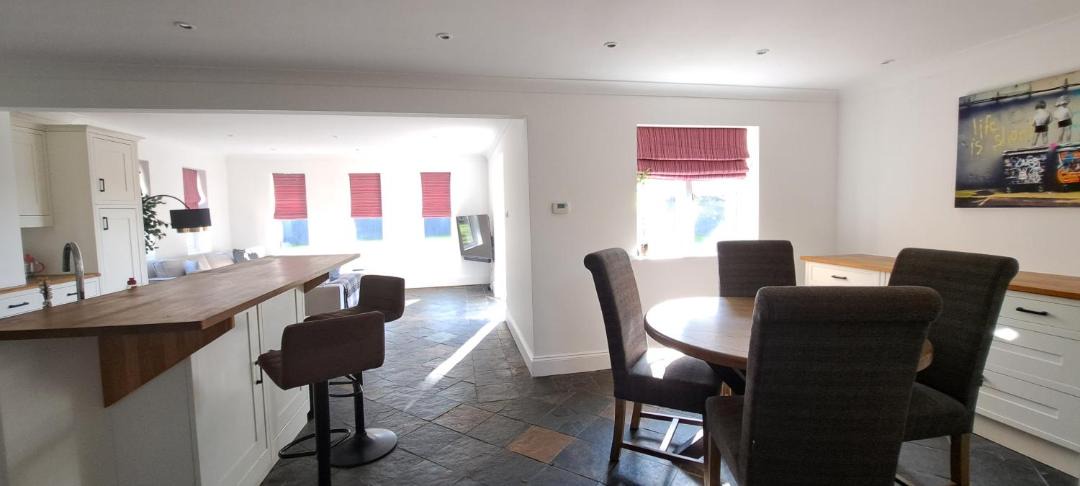 Photo of Others in Holme