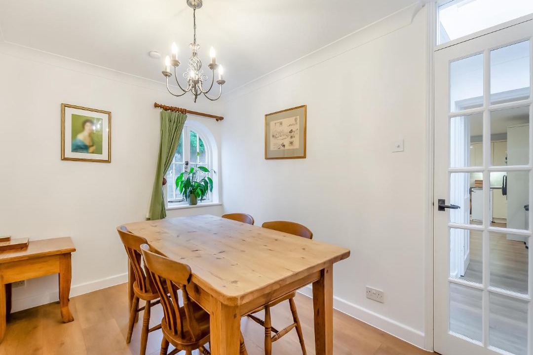 Photo of Others in Sharpthorne