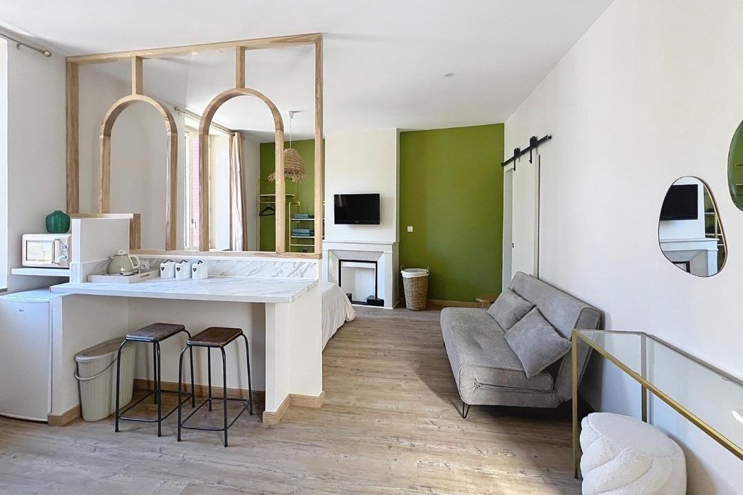 Photo of Others in Chateauvert