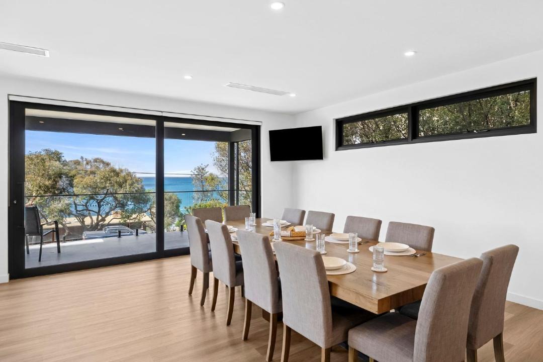 Photo of Others in Lorne