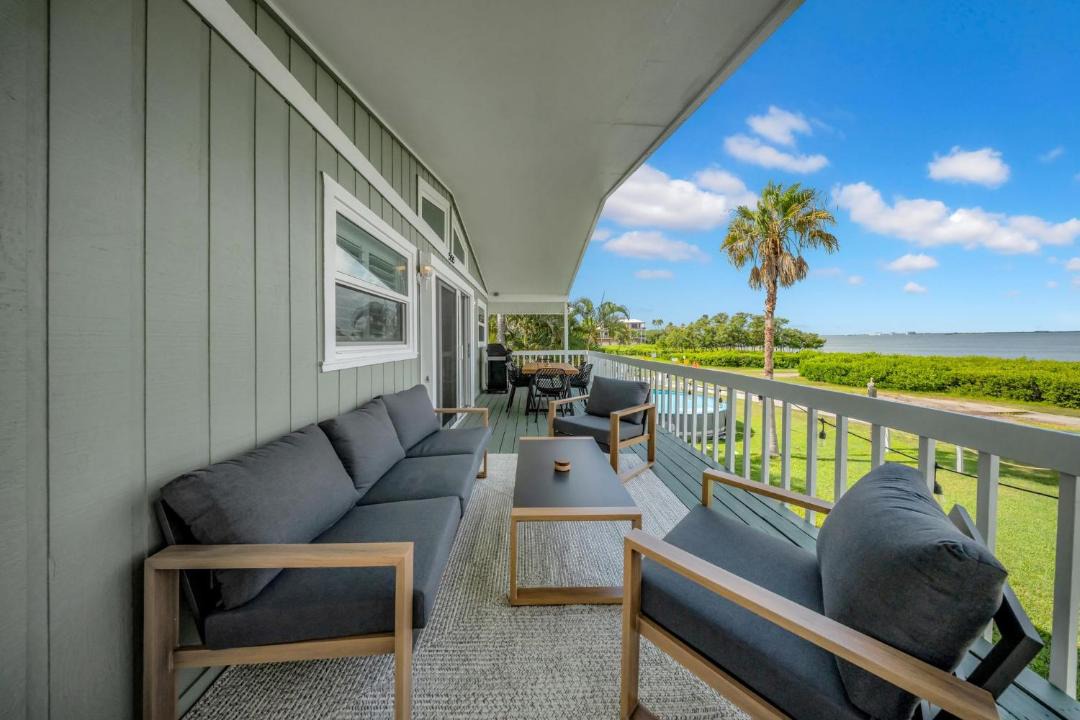 Photo of Patio Balcony in Crystal Beach