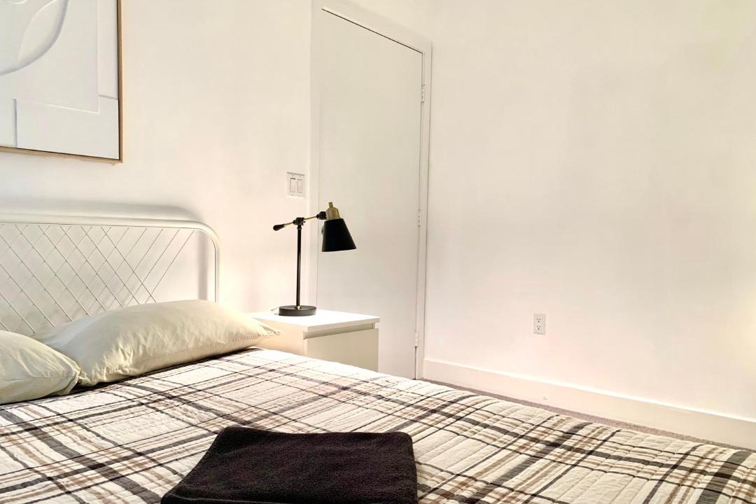 Photo of Bedroom in Hollywood