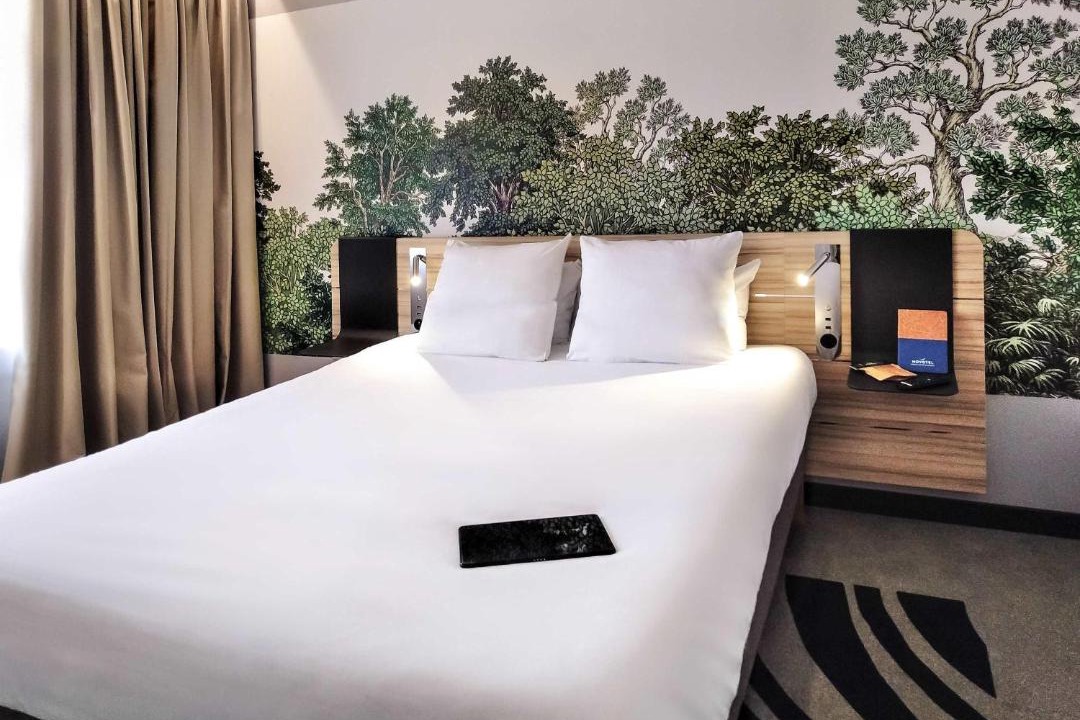 Photo of Bedroom in Antigone