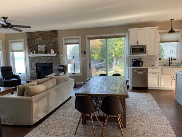 Photo of Others in Malletts Bay