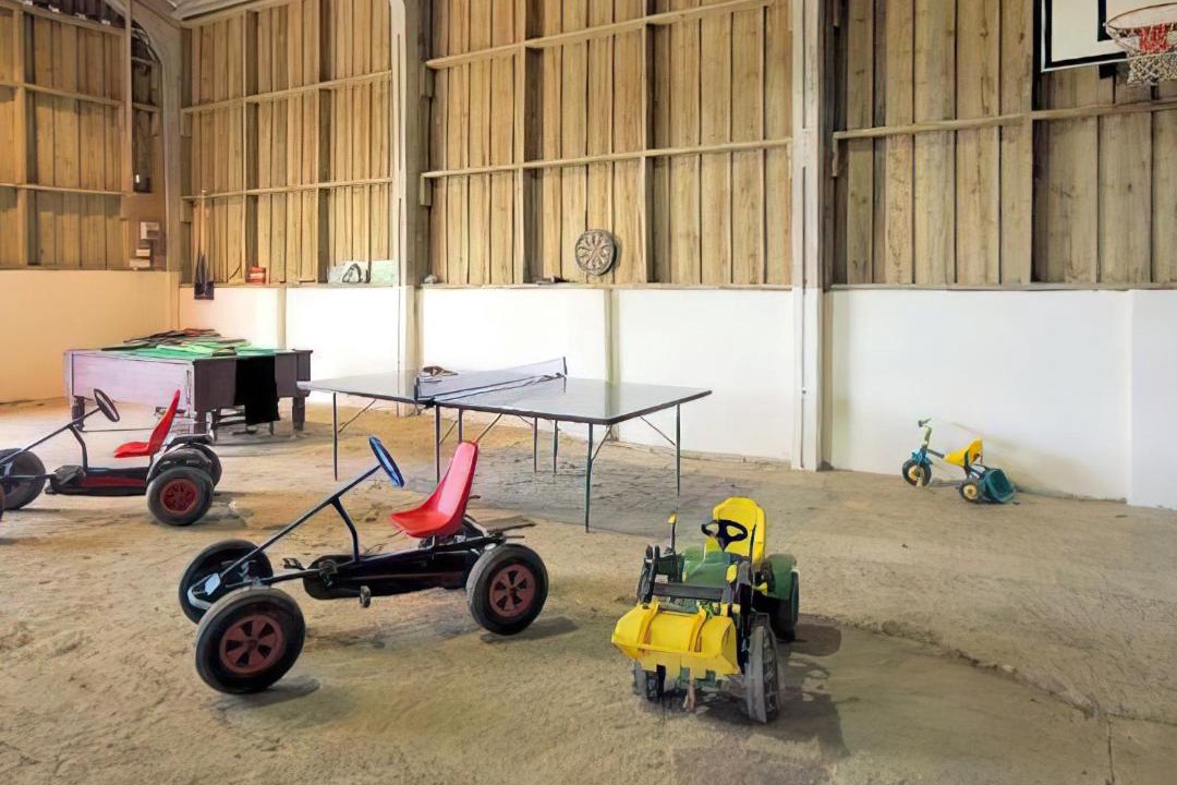 Photo of Others in Brazzacott