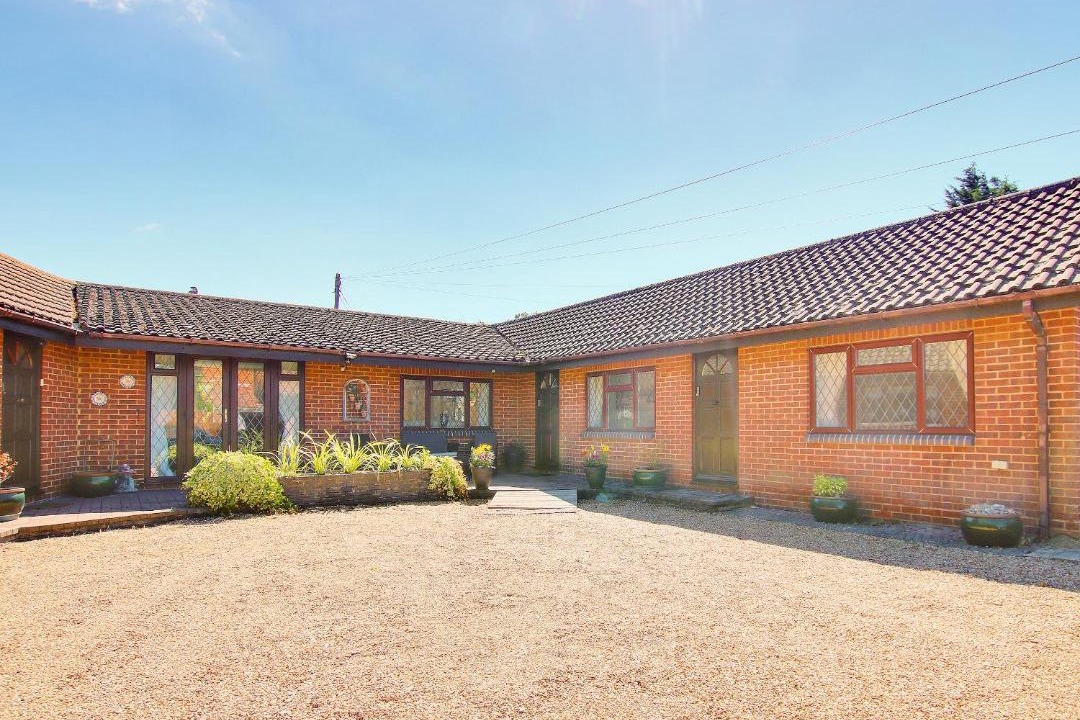 Photo of Others in Netley