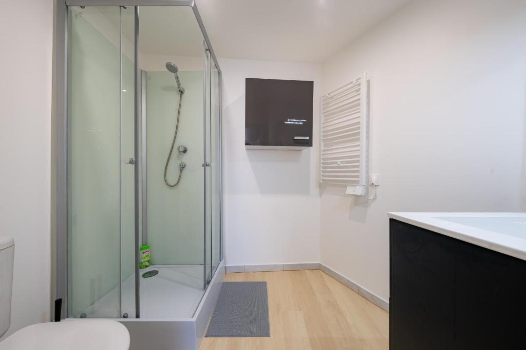 Photo of Bathroom in Doullens