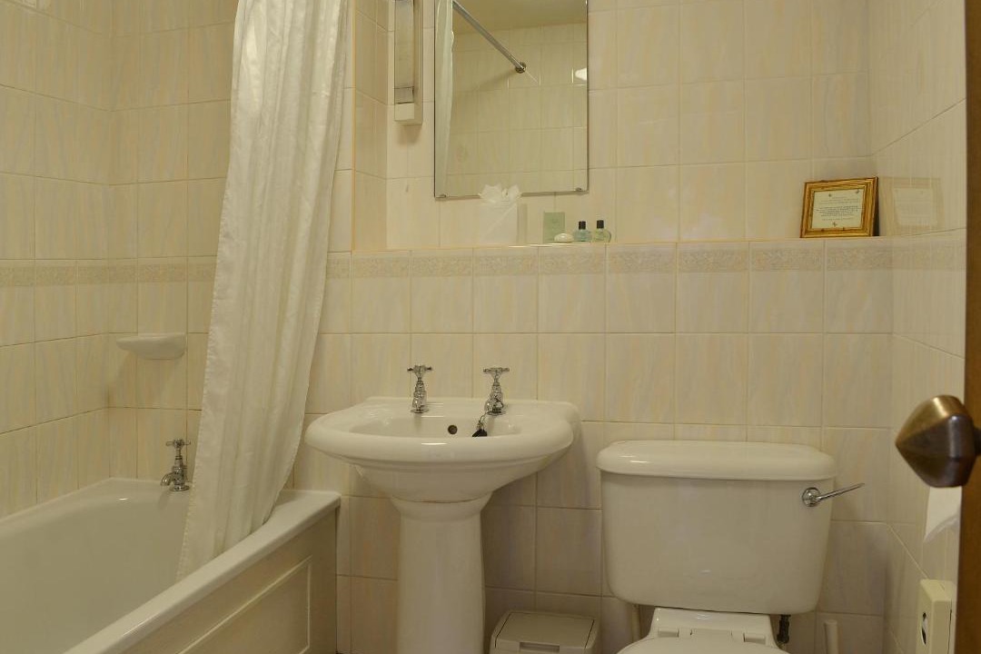 Photo of Bathroom in Thirlmere