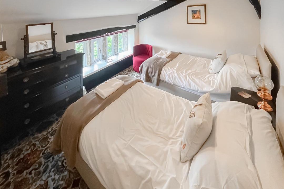 Photo of Others in Worsthorne