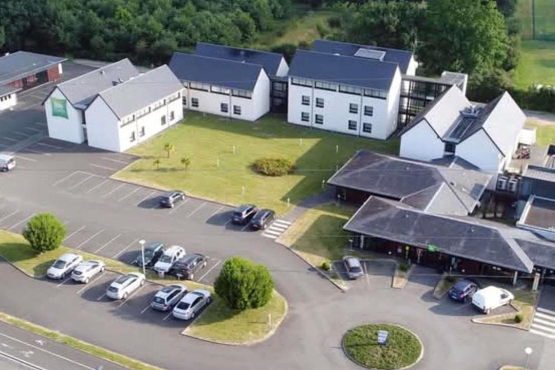 Photo of Others in Segre