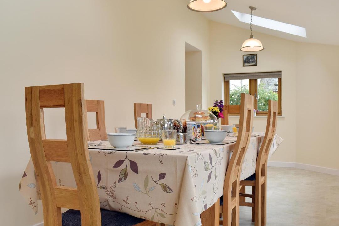 Photo of Others in Broadwoodkelly