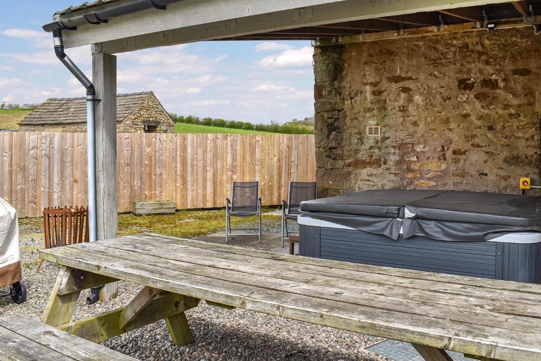 Photo of Others in Wennington